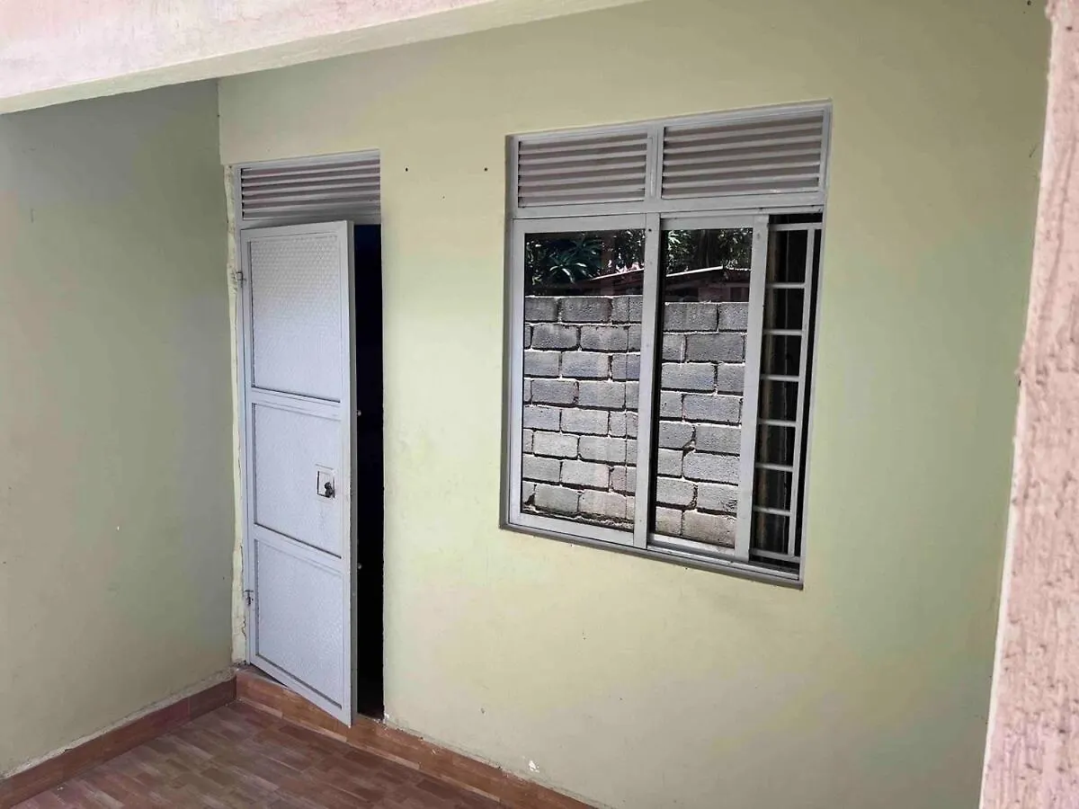 Audies Luxe Home At Namugongo Catholic Church Kampala