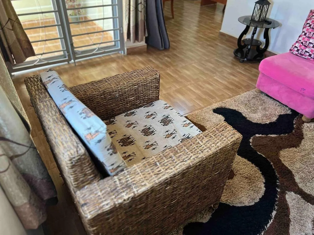 Audies Luxe Home At Namugongo Catholic Church Kampala Apartment