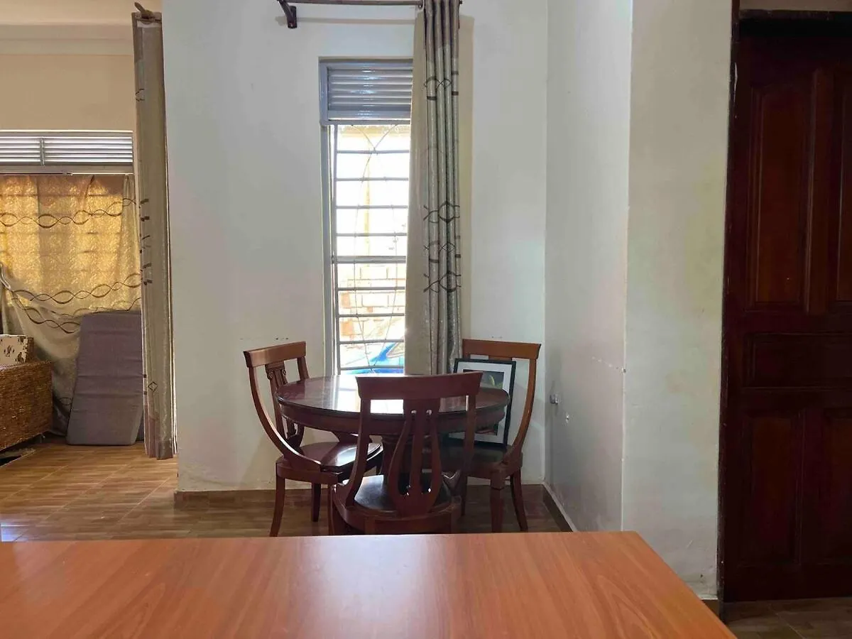 Audies Luxe Home At Namugongo Catholic Church Kampala 0*,